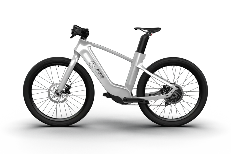 Mercedes-AMG PETRONAS F1® Team City Edition 250 Electric Bike